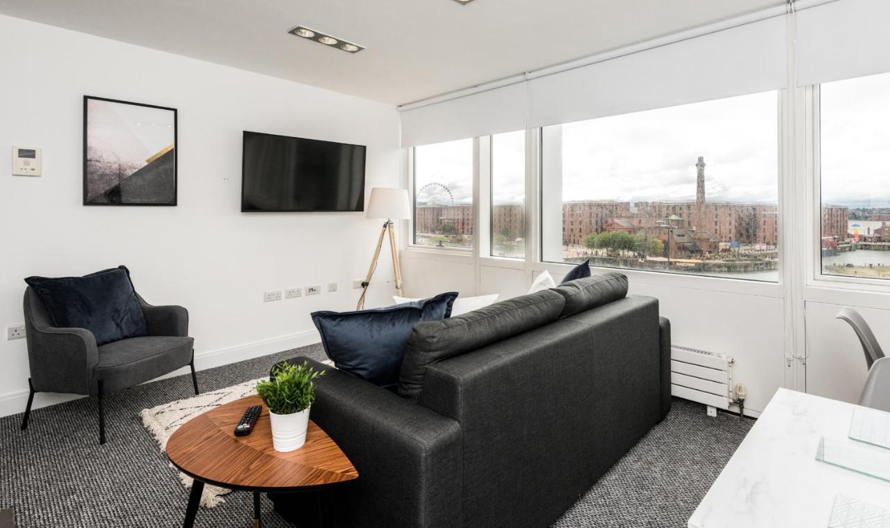 Scenic Dock View Apartment In Central Liverpool Eksteriør bilde